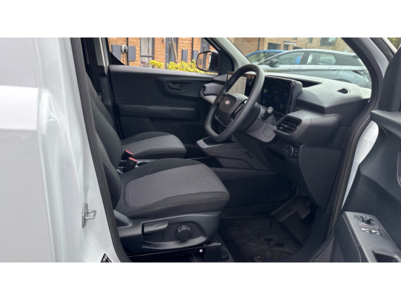 Ford Transit Courier E-Transit Courier 100kW 43kWh Trend Van Auto